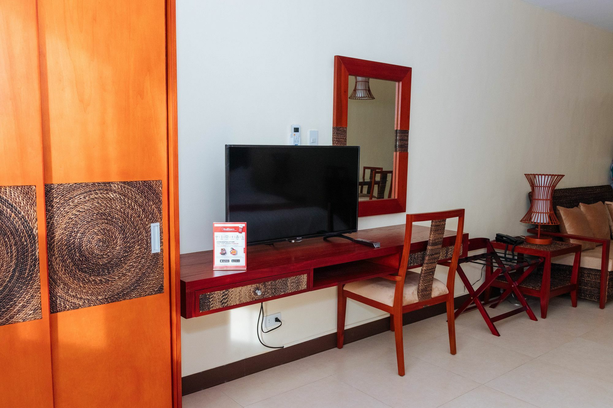 Hotel Reddoorz Premium @ Sampaloc Makati Makati City Exterior foto